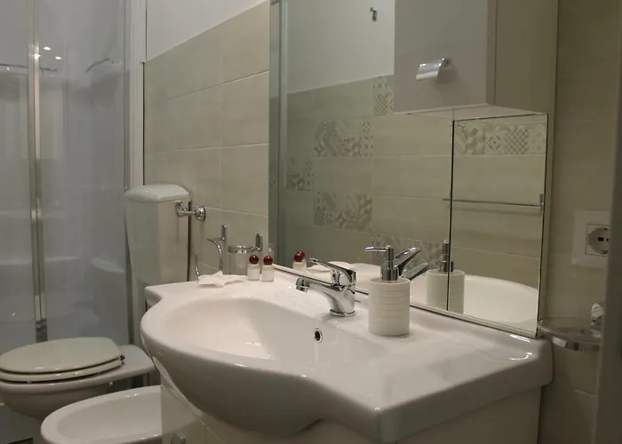 B E B Madonna Della Via