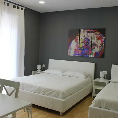 B E B Madonna Della Via